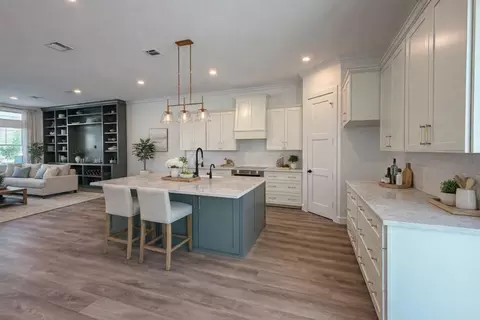 1109 Beasley Hills Ln, Houston, TX 77008