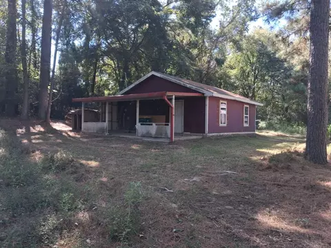 403 Cherokee Dr, Conroe, TX 77316