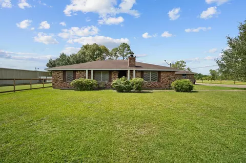 8218 Avenue M, Santa Fe, TX 77510