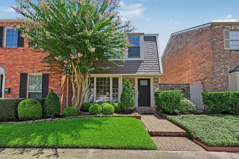 5879 Valley Forge Dr #107, Houston, TX 77057