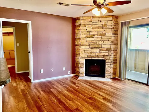 15534 Zabolio Dr #262, Webster, TX 77598