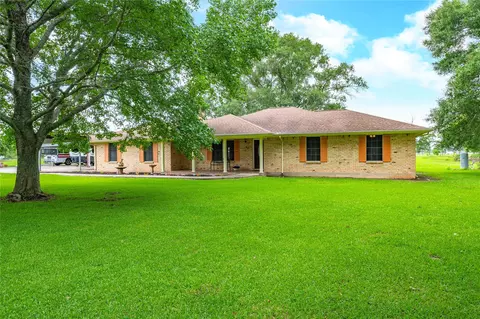 2016 County Road 661, Dayton, TX 77535