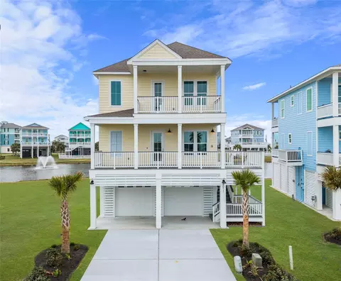 4011 Estuary Ct, Galveston, TX 77554