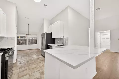 2927 Walnut Springs Dr, Katy, TX 77449