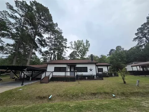 Exterior - 38 E Whippoorwill Ln, Trinity, TX 75862 photo 3 of 7