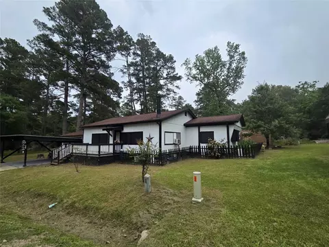 Exterior - 38 E Whippoorwill Ln, Trinity, TX 75862 photo 2 of 7