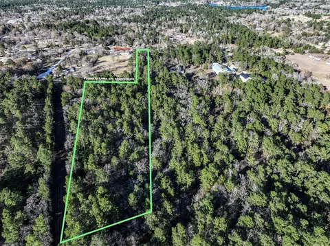 135 Morris Ln, Huntsville, TX 77320