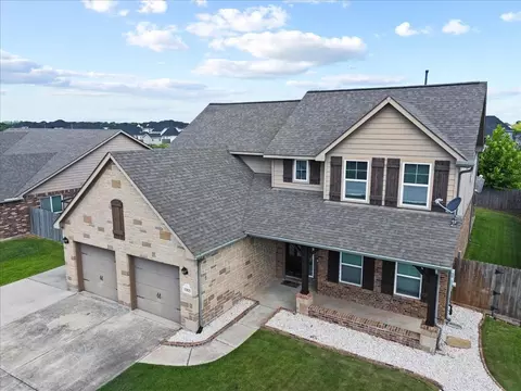 11815 Eagle Ridge Dr, Mont Belvieu, TX 77535