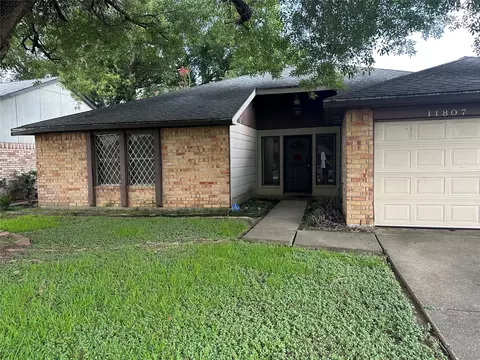 11807 Steamboat Springs Dr, Houston, TX 77067