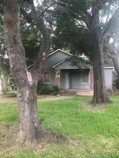 1921 Forest Hill Blvd, Houston, TX 77023