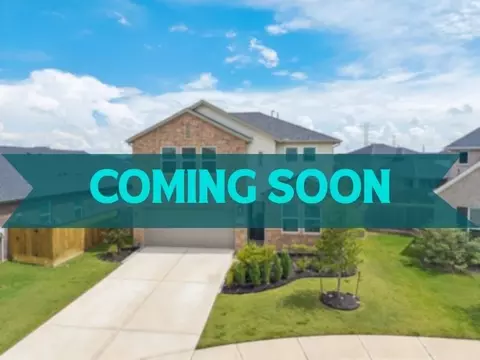 9510 Honey Run Ln, Cypress, TX 77433