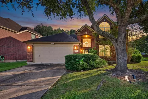 7406 Greatwood Grove Dr, Sugar Land, TX 77479