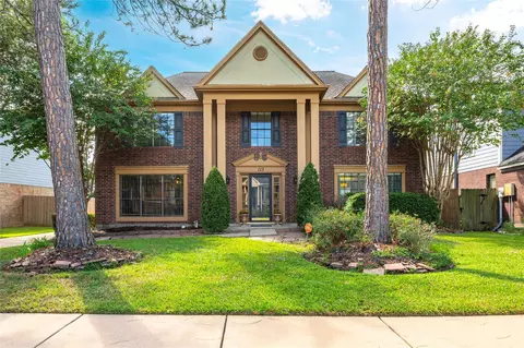 113 Coral Bay Dr, League City, TX 77573