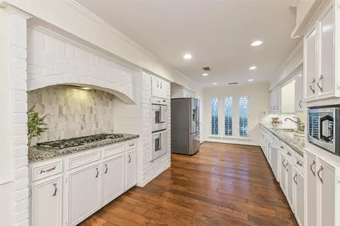 Kitchen - 16003 Algrave Ln, Spring, TX 77379 photo 1 of 6