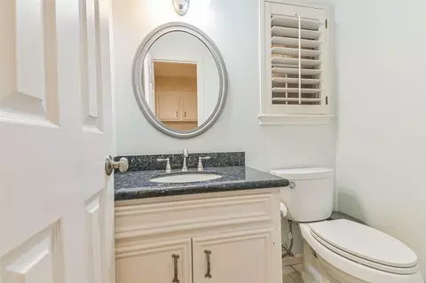 Bath - 16003 Algrave Ln, Spring, TX 77379 photo 3 of 5