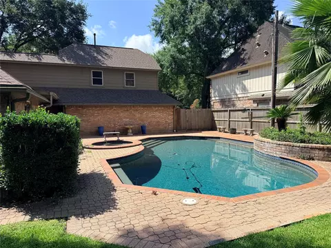 Exterior - 16003 Algrave Ln, Spring, TX 77379 photo 6 of 9