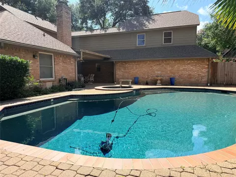 Exterior - 16003 Algrave Ln, Spring, TX 77379 photo 5 of 9