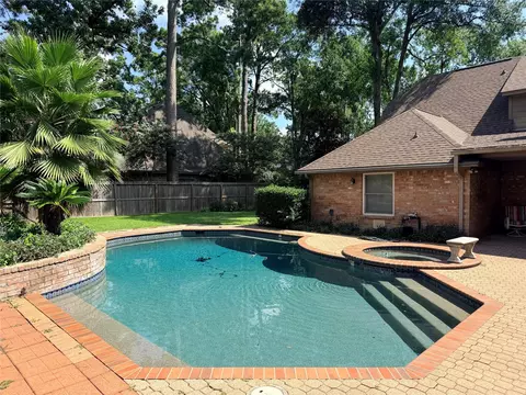 Exterior - 16003 Algrave Ln, Spring, TX 77379 photo 4 of 9