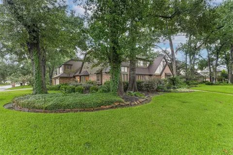 Exterior - 16003 Algrave Ln, Spring, TX 77379 photo 8 of 9