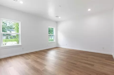 Living - 14390 Half Circle St, Splendora, TX 77372 photo 5 of 7