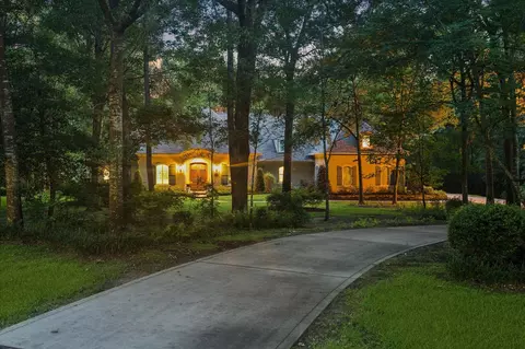 Exterior - 37519 Edgewater Dr, Pinehurst, TX 77362 photo 9 of 11