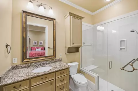 Bath - 37519 Edgewater Dr, Pinehurst, TX 77362 photo 1 of 5