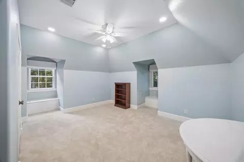 Bedroom - 37519 Edgewater Dr, Pinehurst, TX 77362 photo 1 of 6