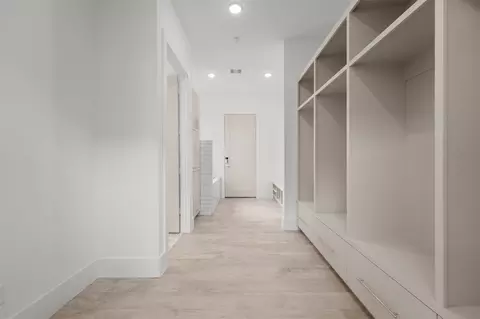 Entry Way - 3932 Windsor Mist Ln, Spring, TX 77386 photo 6 of 7