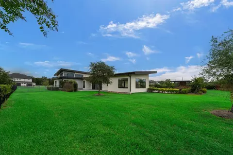 Exterior - 3932 Windsor Mist Ln, Spring, TX 77386 photo 5 of 5