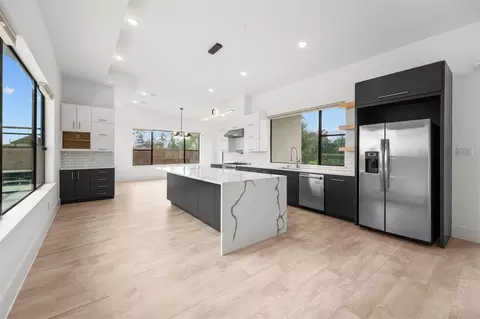 Kitchen - 3932 Windsor Mist Ln, Spring, TX 77386 photo 1 of 2