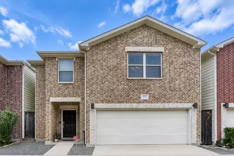 3728 Main Poplar Dr, Houston, TX 77025