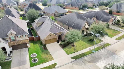17031 Ardkinglas Dr, Richmond, TX 77407