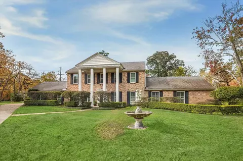 660 Louisiana Park, Conroe, TX 77302