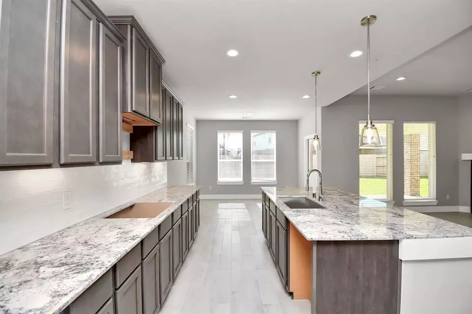 Entry Way - 19718 Florence Glen Ln, Hockley, TX 77447 photo 2 of 3