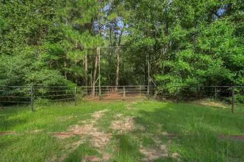 tbd Dahlia Rd, Huntsville, TX 77320