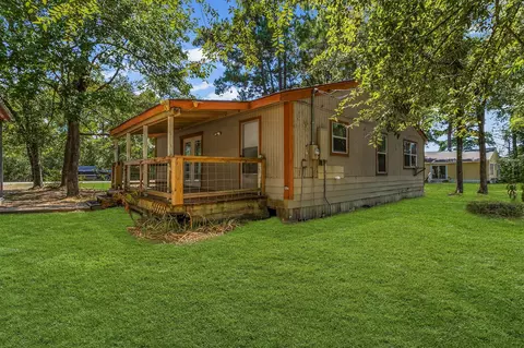 Exterior - 81 Westlake Rd, Trinity, TX 75862 photo 3 of 3