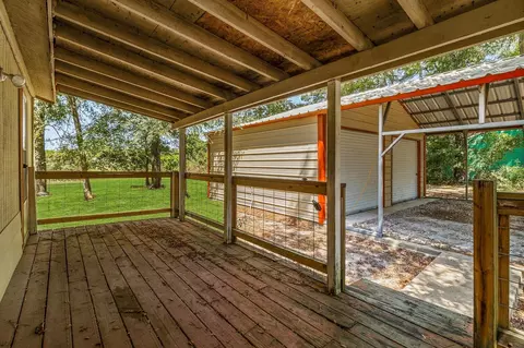 Exterior - 81 Westlake Rd, Trinity, TX 75862 photo 2 of 3