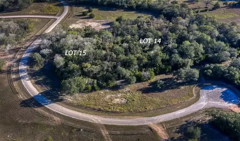 149 Woodland Meadows Ln, La Grange, TX 78945