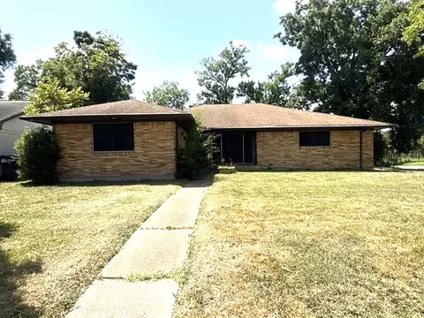 602 Nest Ln, Houston, TX 77022