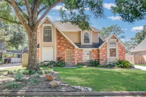 4243 Meadowchase Ln, Houston, TX 77014