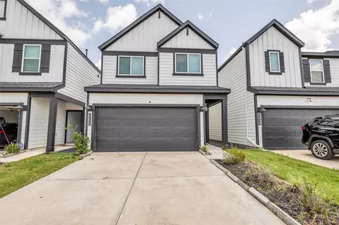 3227 Creston Gate Dr, Houston, TX 77047