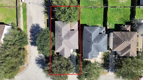 19042 Remington Mill Dr, Houston, TX 77073