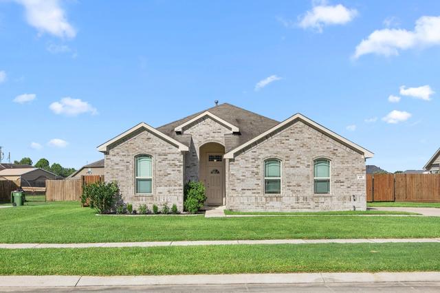 105 Sam Dr, Dayton, TX 77535