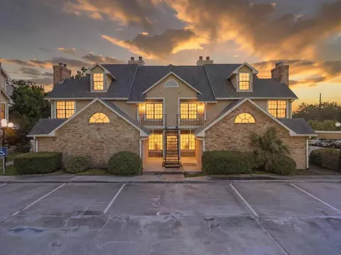 2300 Old Spanish Trl #1112, Houston, TX 77054