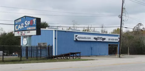 3404 S Main St, Pearland, TX 77581