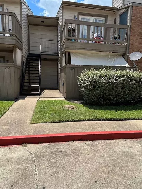 6001 Reims Rd #205, Houston, TX 77036