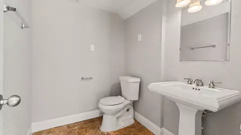 Bath - 8223 Magnolia Glen Dr, Humble, TX 77346 photo 1 of 6
