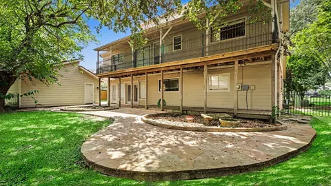 Exterior - 8223 Magnolia Glen Dr, Humble, TX 77346 photo 3 of 4