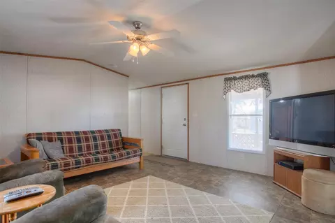 Living - 179 Mercury Dr, Trinity, TX 75862 photo 2 of 3