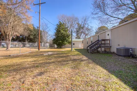 Exterior - 179 Mercury Dr, Trinity, TX 75862 photo 7 of 7